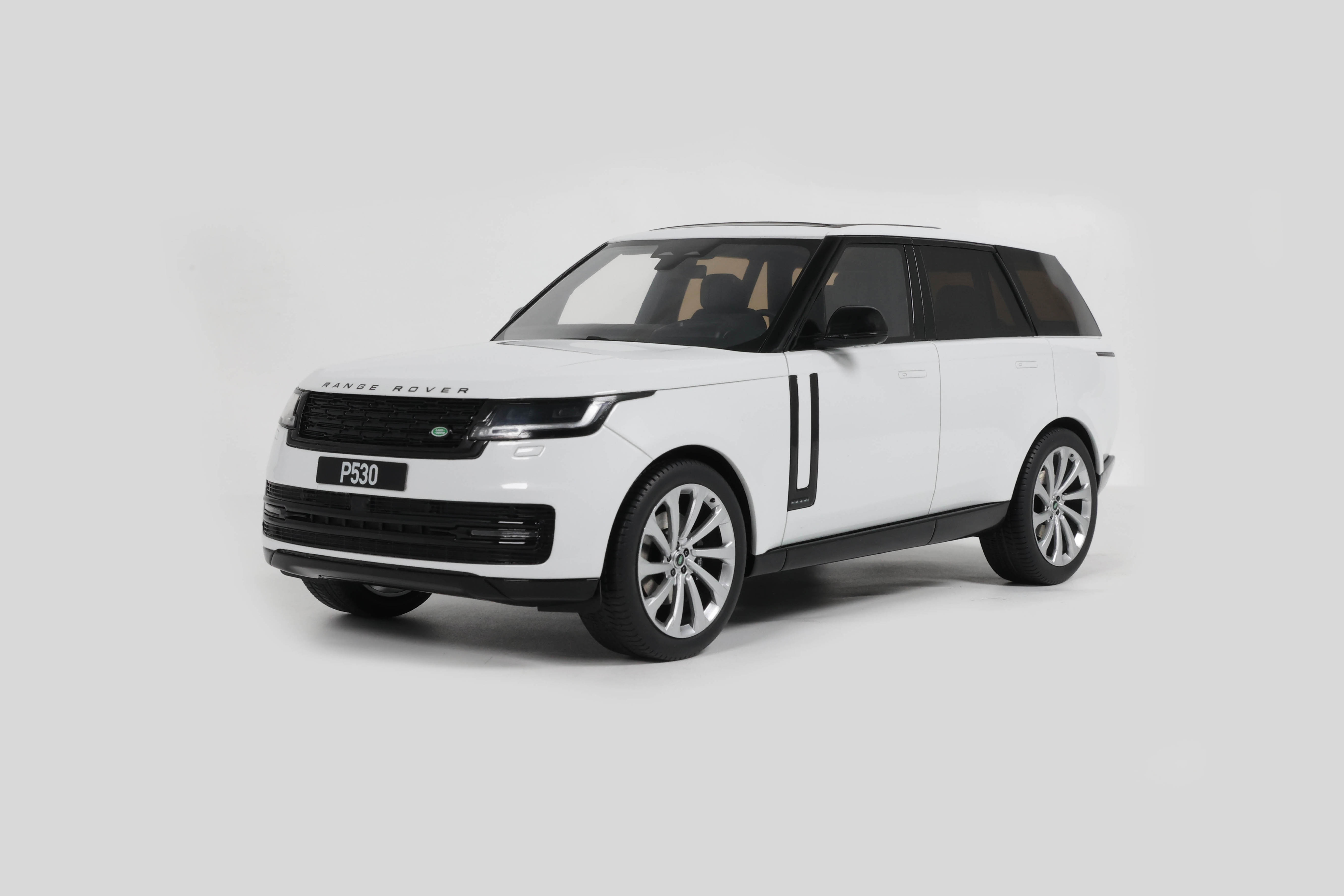 Range Rover P530 Autobiography 2024 Fuji White - 1:18